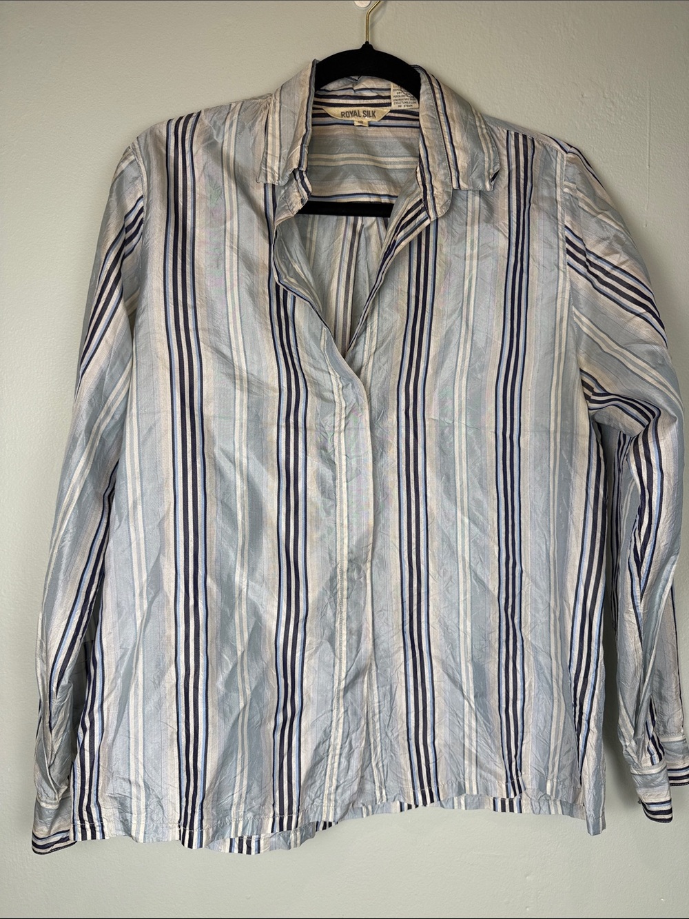 ✨Vintage Royal Silk Striped Button Up Shirt Pastel Blue Size 12 GUC